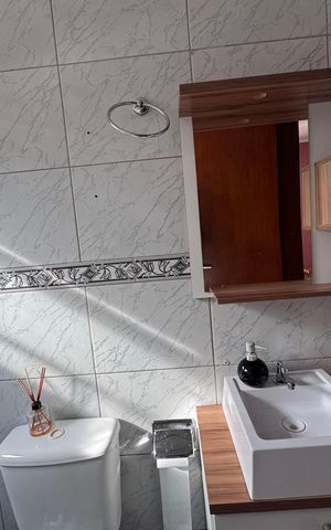 Casa à venda com 110m², 2 quartos e 4 vagas Casa à venda com 110m², 2 quartos e 4 vagasBanheiro