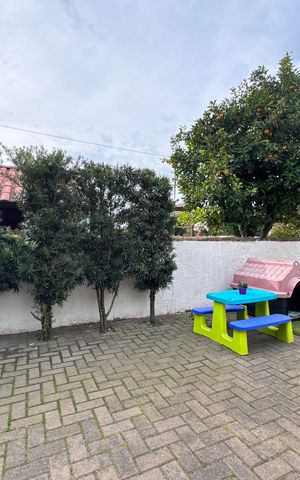 Casa à venda com 110m², 2 quartos e 4 vagas Casa à venda com 110m², 2 quartos e 4 vagasÁrea comum