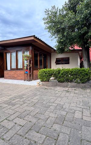 Casa à venda com 110m², 2 quartos e 4 vagas Casa à venda com 110m², 2 quartos e 4 vagasÁrea Externa