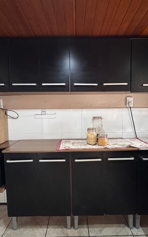 Casa à venda com 110m², 2 quartos e 4 vagas Casa à venda com 110m², 2 quartos e 4 vagasCozinha