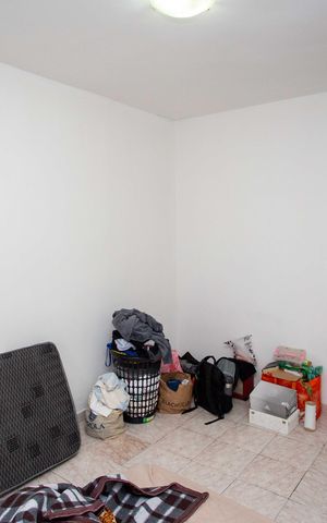 Casa à venda com 206m², 2 quartos e 2 vagasQuarto Casa 2