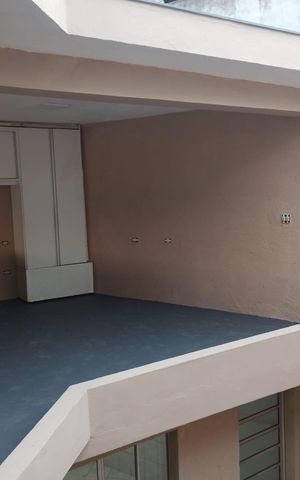 Casa à venda com 147m², 2 quartos e 3 vagas