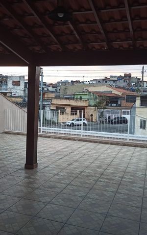 Casa à venda com 147m², 2 quartos e 3 vagas