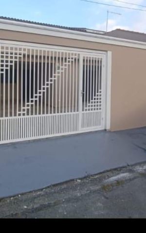 Casa à venda com 147m², 2 quartos e 3 vagas