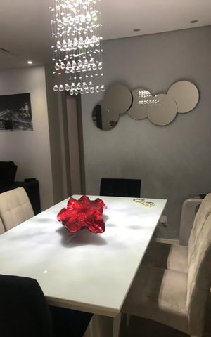 Apartamento à venda com 74m², 2 quartos e 2 vagas Apartamento à venda com 74m², 2 quartos e 2 vagasSala