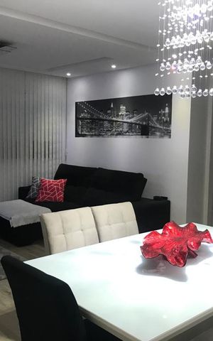 Apartamento à venda com 74m², 2 quartos e 2 vagas Apartamento à venda com 74m², 2 quartos e 2 vagasSala