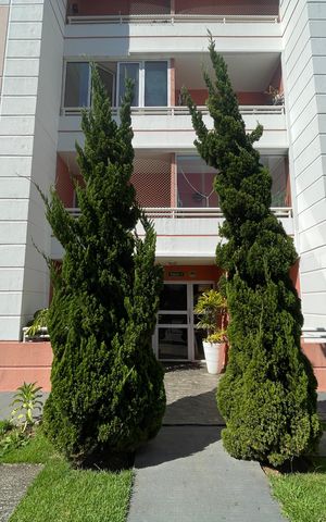 Apartamento para alugar com 48m², 2 quartos e 1 vaga Apartamento para alugar com 48m², 2 quartos e 1 vagaFachada