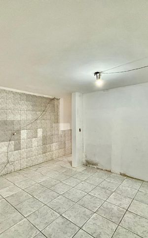 Casa para alugar com 165m², 3 quartos e 2 vagasCozinha 