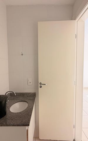 Apartamento à venda com 54m², 2 quartos e 1 vagaBanheiro Social