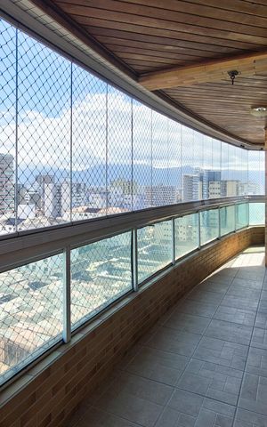 Apartamento para alugar com 350m², 4 quartos e 3 vagas Apartamento para alugar com 350m², 4 quartos e 3 vagasSacada
