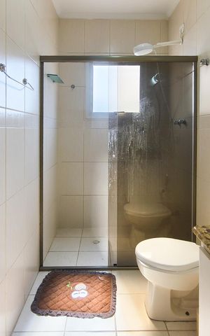Apartamento para alugar com 350m², 4 quartos e 3 vagas Apartamento para alugar com 350m², 4 quartos e 3 vagasBanheiro da Suíte 4