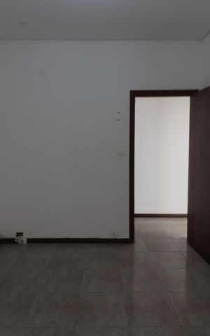 Casa à venda com 251m², 7 quartos e 4 vagasQuarto 2
