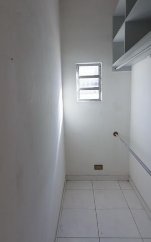 Casa à venda com 251m², 7 quartos e 4 vagasQuarto 4