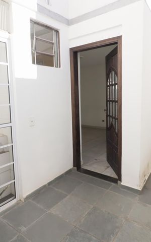 Casa à venda com 251m², 7 quartos e 4 vagasÁrea de Serviço 2