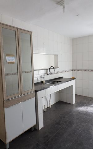 Casa à venda com 251m², 7 quartos e 4 vagasCozinha 2