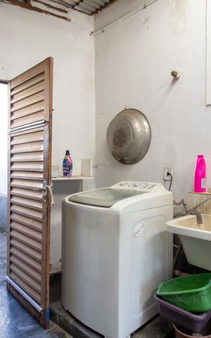 Casa à venda com 315m², 4 quartos e 4 vagasÁrea de Serviço