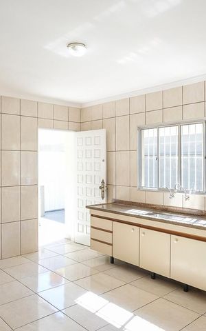 Casa para alugar com 189m², 2 quartos e 3 vagasCozinha