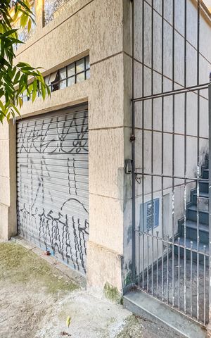 Casa para alugar com 205m², 3 quartos e 1 vaga Casa para alugar com 205m², 3 quartos e 1 vagaFachada