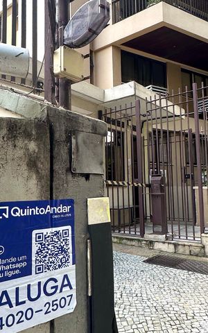 Apartamento para alugar com 200m², 3 quartos e 2 vagas
