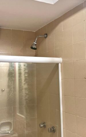 Apartamento para alugar com 200m², 3 quartos e 2 vagas