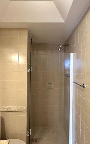 Apartamento para alugar com 200m², 3 quartos e 2 vagas