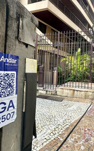 Apartamento para alugar com 200m², 3 quartos e 2 vagas