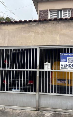 Casa à venda com 200m², 4 quartos e 2 vagasFachada 