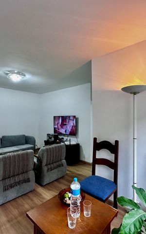 Apartamento à venda com 60m², 2 quartos e 1 vaga Apartamento à venda com 60m², 2 quartos e 1 vagaSala