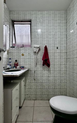 Apartamento à venda com 60m², 2 quartos e 1 vaga Apartamento à venda com 60m², 2 quartos e 1 vagaBanheiro