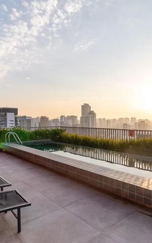 Studio à venda com 25m², 1 quarto e sem vaga Studio à venda com 25m², 1 quarto e sem vagaPiscina