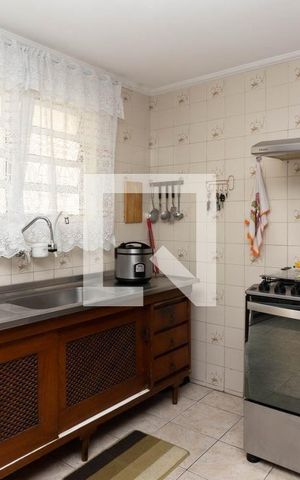 Casa à venda com 90m², 2 quartos e sem vaga