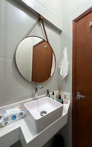 Casa à venda com 103m², 3 quartos e 1 vaga Casa à venda com 103m², 3 quartos e 1 vagaBanheiro Social 2