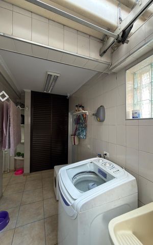 Casa à venda com 103m², 3 quartos e 1 vaga Casa à venda com 103m², 3 quartos e 1 vagaÁrea de Serviço