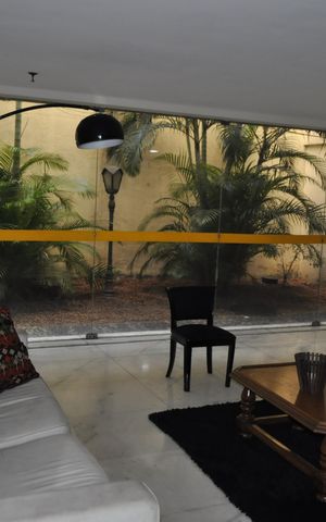 Apartamento à venda com 83m², 2 quartos e 1 vagaÁrea comum