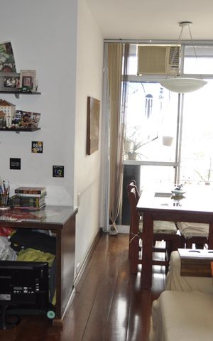 Apartamento à venda com 83m², 2 quartos e 1 vagaSala