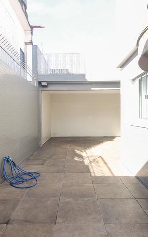 Casa à venda com 225m², 4 quartos e 5 vagasQuintal 