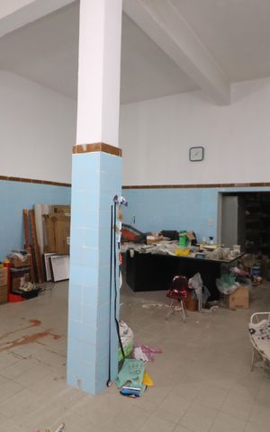 Casa para alugar com 200m², 2 quartos e 5 vagasSalão/Garagem