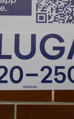 Casa para alugar com 200m², 2 quartos e 5 vagasFachada