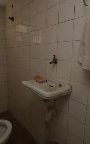 Casa para alugar com 200m², 2 quartos e 5 vagasBanheiro Salão 2