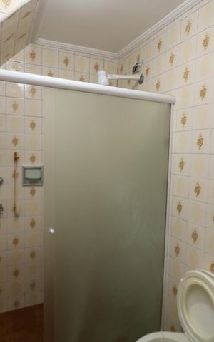 Casa para alugar com 200m², 2 quartos e 5 vagasBanheiro