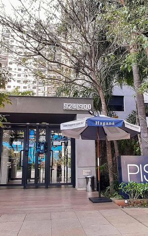 Apartamento à venda com 62m², 2 quartos e 1 vaga Apartamento à venda com 62m², 2 quartos e 1 vagaFachada e portaria
