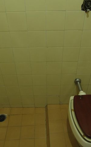 Casa à venda com 300m², 1 quarto e 3 vagasBanheiro 2