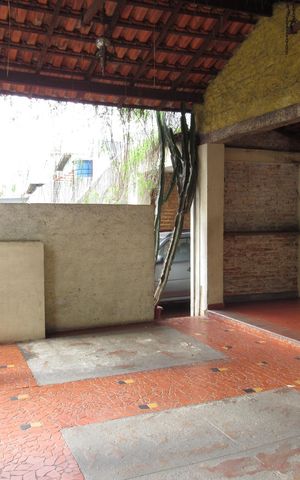 Casa à venda com 300m², 1 quarto e 3 vagasGaragem