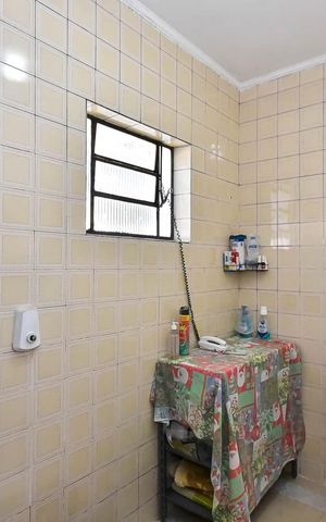 Casa de condomínio à venda com 150m², 2 quartos e 3 vagasBanheiro