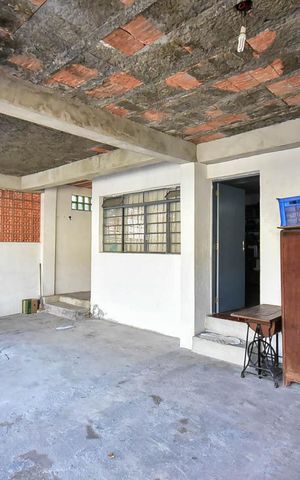 Casa de condomínio à venda com 150m², 2 quartos e 3 vagasGaragem