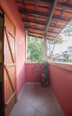 Casa à venda com 459m², 3 quartos e 4 vagas Casa à venda com 459m², 3 quartos e 4 vagasVaranda da Sala 3