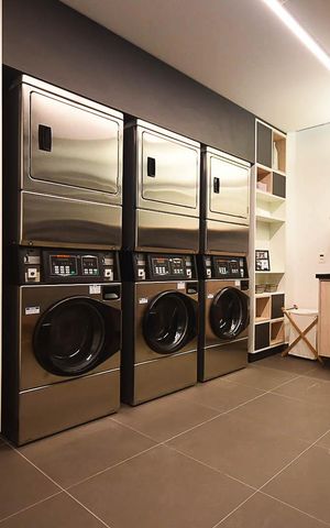 Apartamento para alugar com 75m², 2 quartos e 1 vaga Apartamento para alugar com 75m², 2 quartos e 1 vagaLavanderia
