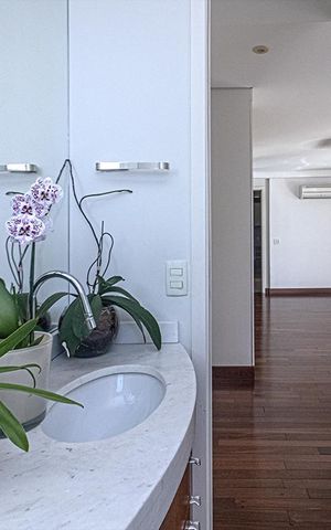 Apartamento para alugar com 256m², 2 quartos e 4 vagas Apartamento para alugar com 256m², 2 quartos e 4 vagasLavabo