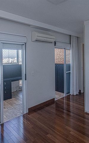 Apartamento para alugar com 256m², 2 quartos e 4 vagas Apartamento para alugar com 256m², 2 quartos e 4 vagasSuíte 2