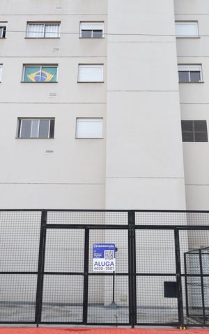 Apartamento para alugar com 27m², 1 quarto e sem vagaPlaca grande instalada na fachada do condomínio no dia 12.06.2026 - Código da placa: IMWU-687